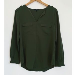 TART Long Sleeve Pocket Front V Neck Blouse